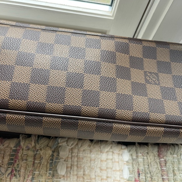 LOUIS VUITTON Damier Parioli Bag Authentic New Condition - Picture 12 of 14